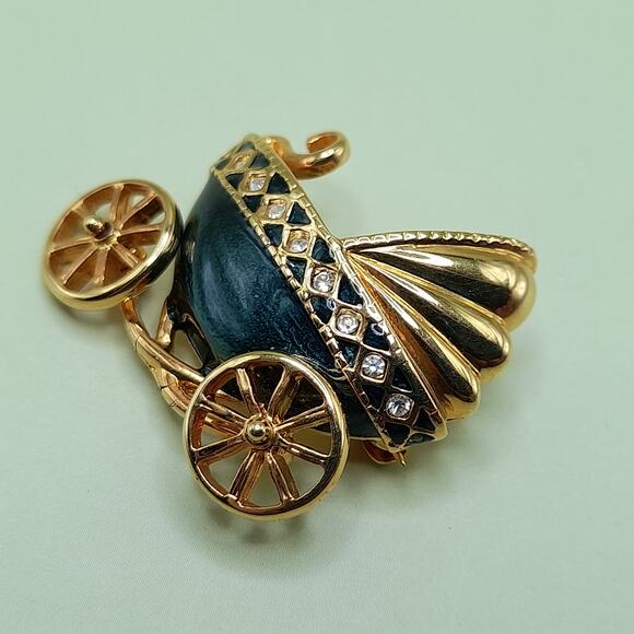 Vintage Baby Buggy Stroller Brooch, Expecting Parents Gift, Moving Wheel, 1 1/4" - Picture 7 of 9